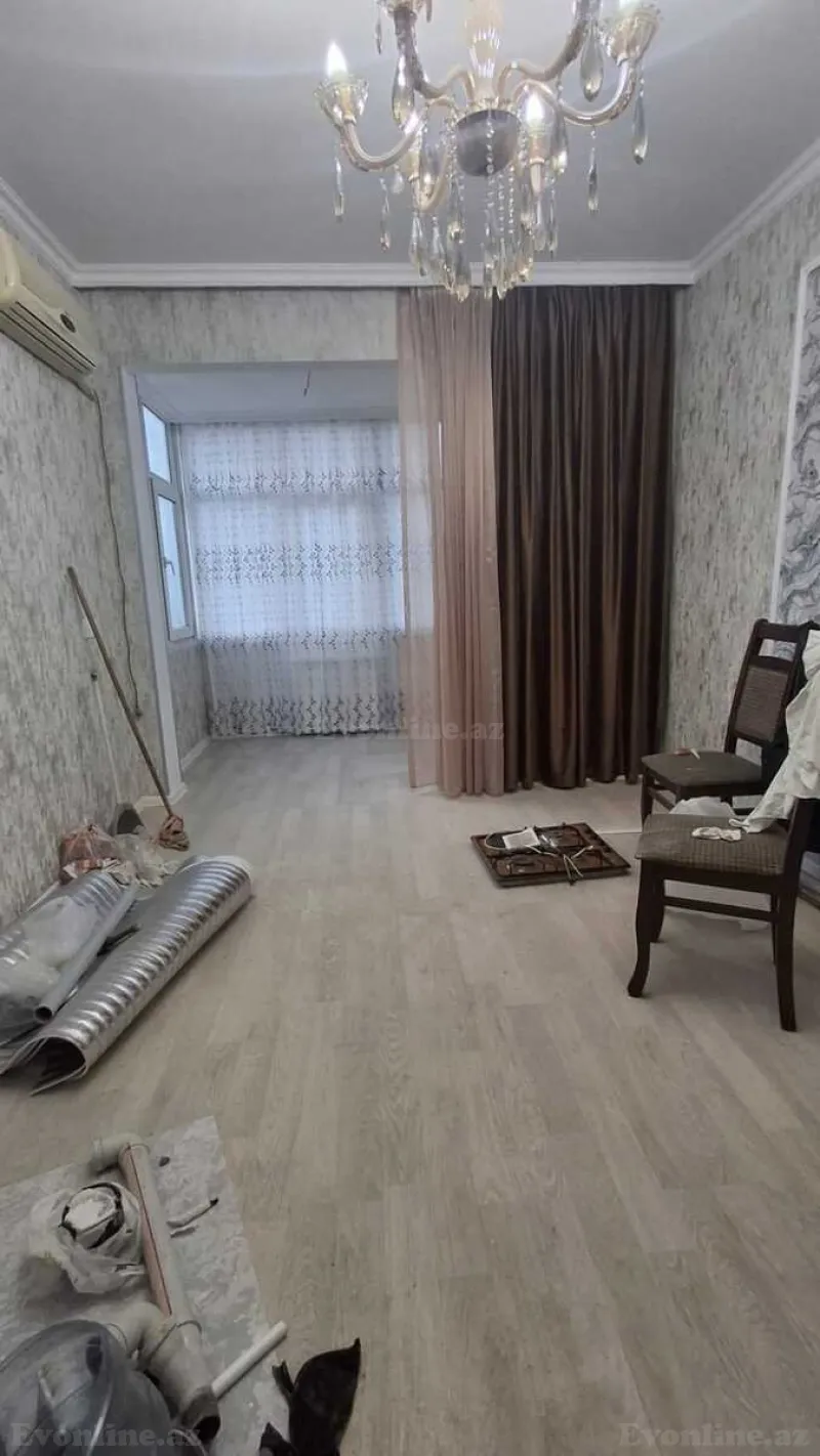 2 otaqlı Mənzil 55 m² 4-cü mikrorayon Satılır