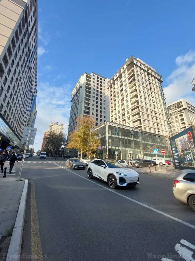 Satılır 2 otaqlı Mənzil Yeni tikili 110 m² 28 May m.