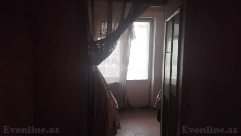 Satılır 5 otaqlı Mənzil Köhnə tikili 120 m² Xalqlar Dostluğu m. - şəkil 2