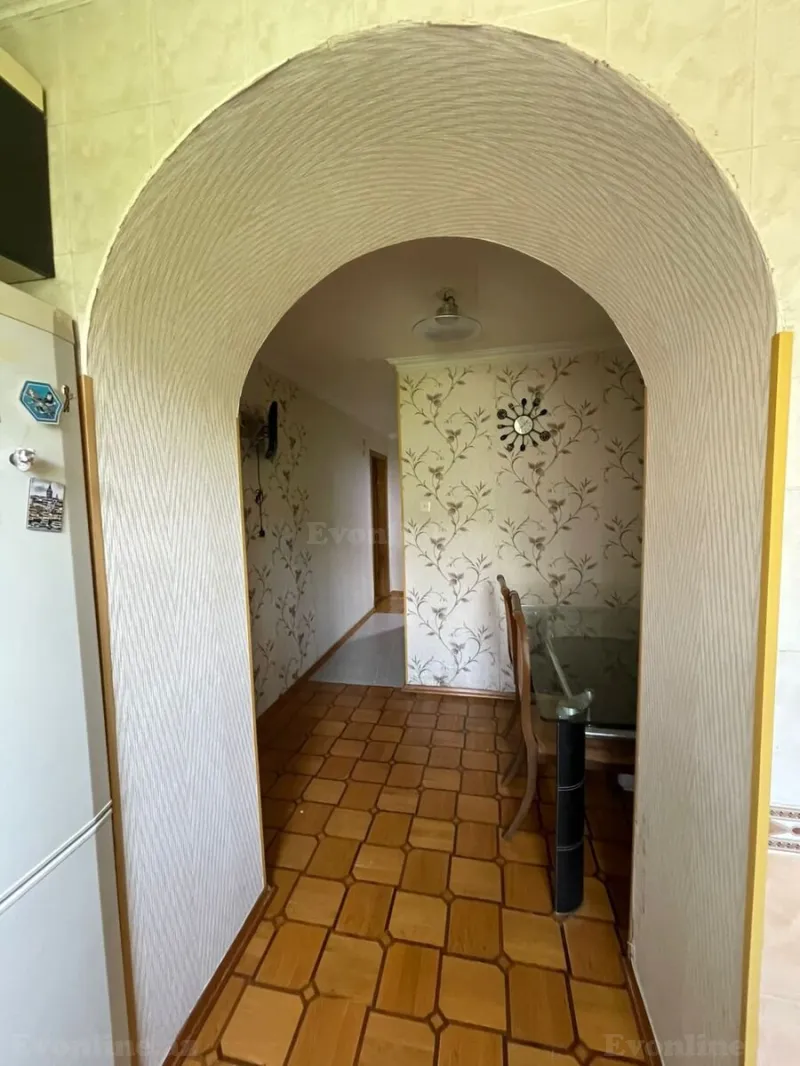 Kirayə verilir 3 otaqlı Mənzil Köhnə tikili 95 m² Yasamal - şəkil 7