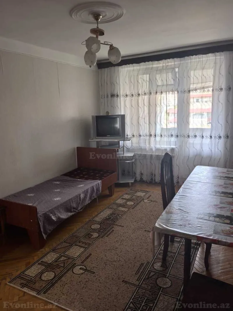 Kirayə verilir 2 otaqlı Mənzil Köhnə tikili 60 m² Qara Qarayev m. - şəkil 2