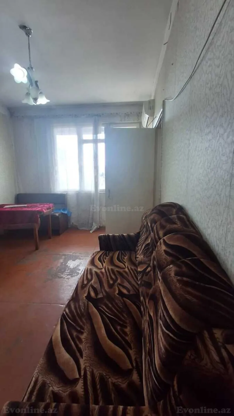 Satılır 1 otaqlı Mənzil Köhnə tikili 40 m² 4-cü mikrorayon - şəkil 3