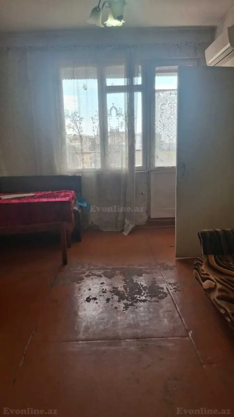 Satılır 1 otaqlı Mənzil Köhnə tikili 40 m² 4-cü mikrorayon - şəkil 4