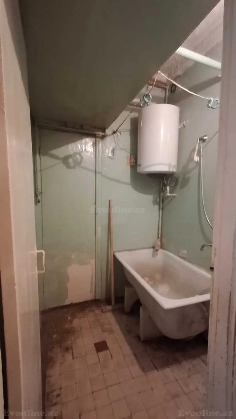 Satılır 1 otaqlı Mənzil Köhnə tikili 40 m² 4-cü mikrorayon - şəkil 8