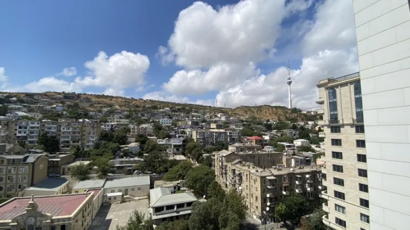 Satılır 4 otaqlı Mənzil Yeni tikili 212 m² Səbail r. - şəkil 15