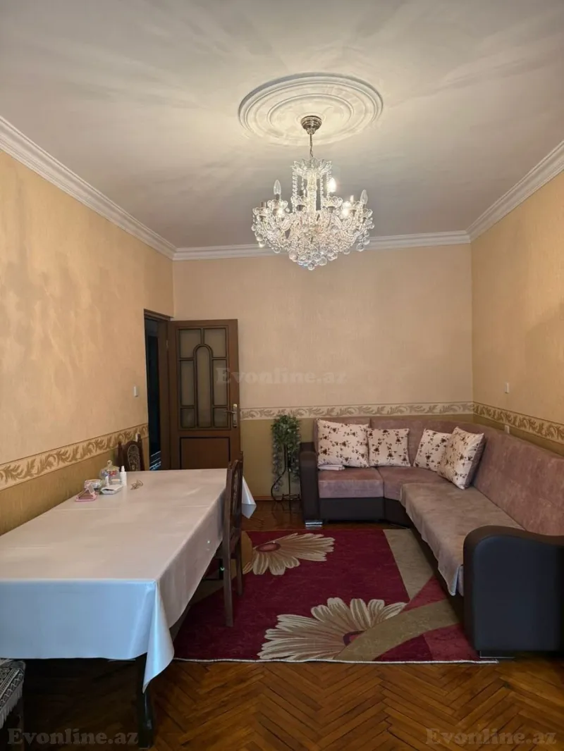 Satılır 4 otaqlı Mənzil Köhnə tikili 110 m² Nərimanov r. - şəkil 3