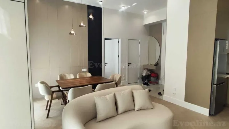 Kirayə verilir 2 otaqlı Mənzil Yeni tikili 70 m² Xətai r.