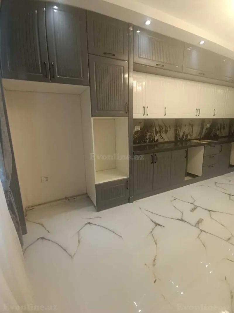 Satılır 4 otaqlı Mənzil Yeni tikili 215 m² Azadlıq prospekti m. - şəkil 15