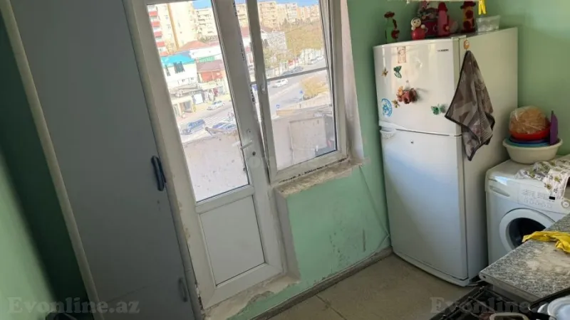 Satılır 3 otaqlı Mənzil Köhnə tikili 90 m² Suraxanı r. - şəkil 4