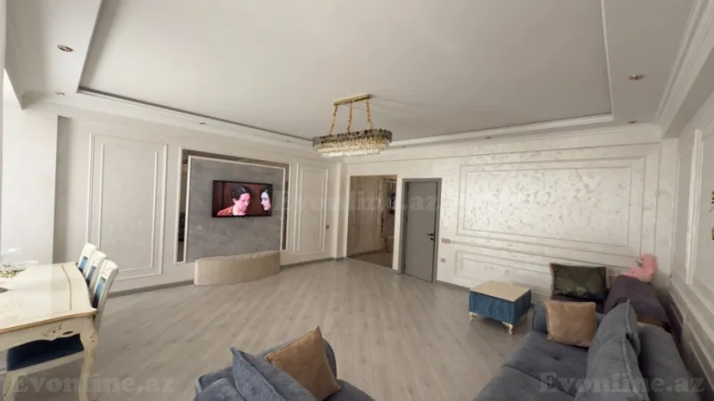 Satılır 3 otaqlı Mənzil Yeni tikili 132 m² Saray
