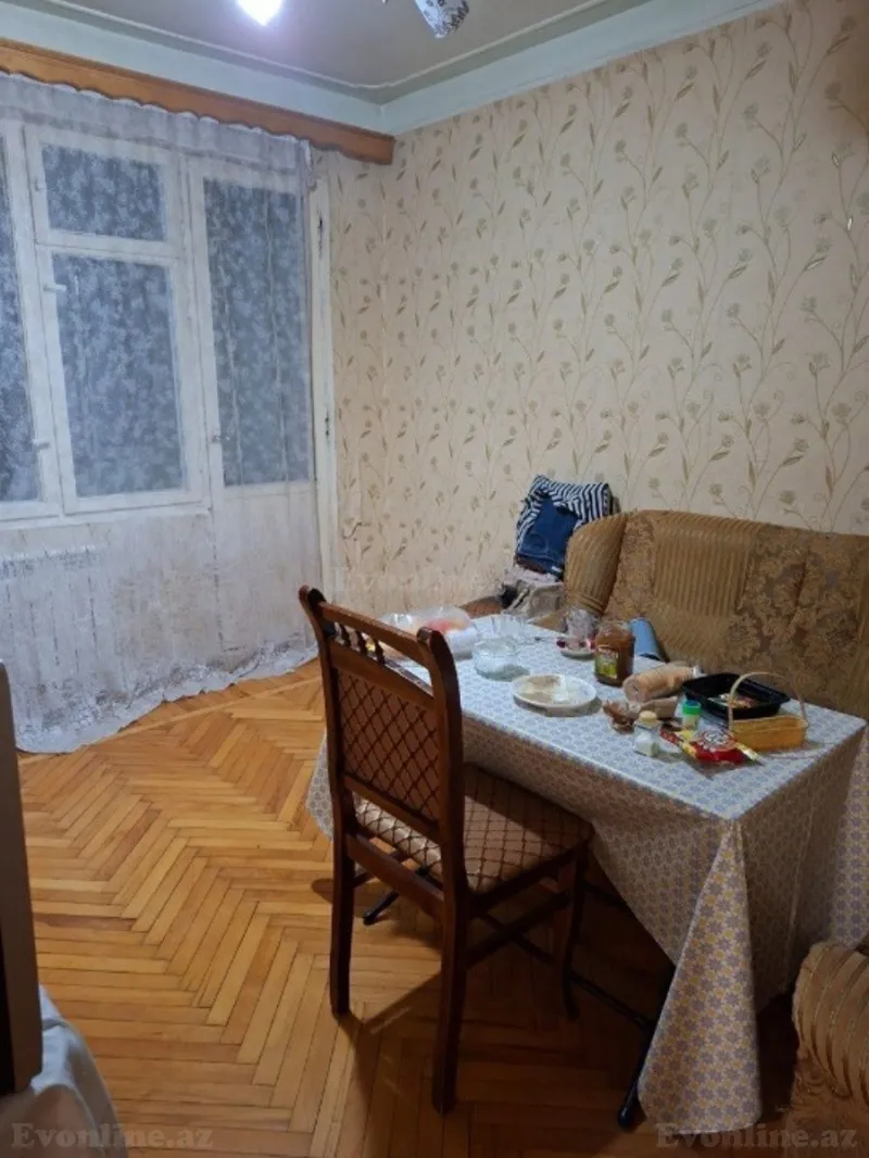 2 otaqlı Mənzil 55 m² 3-cü mikrorayon Satılır