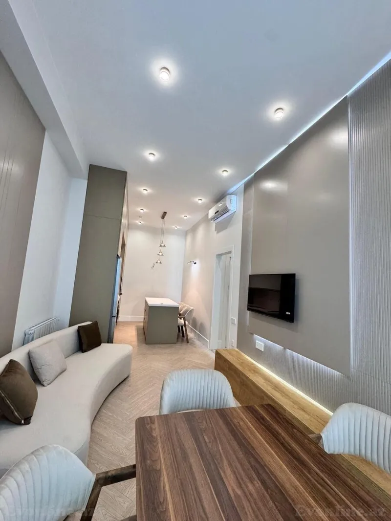 Kirayə verilir 2 otaqlı Mənzil Yeni tikili 70 m² Xətai r. - şəkil 3