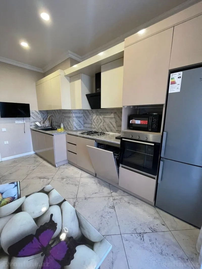 Kirayə verilir 2 otaqlı Mənzil Yeni tikili 110 m² 28 May m. - şəkil 11