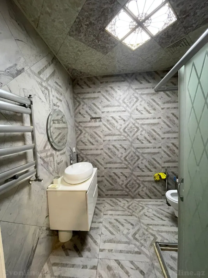 Kirayə verilir 2 otaqlı Mənzil Yeni tikili 110 m² 28 May m. - şəkil 17