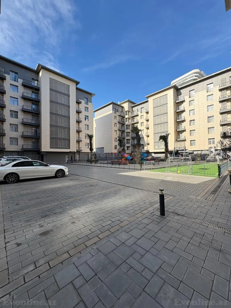 Kirayə verilir 4 otaqlı Mənzil Yeni tikili 170 m² Xətai r.