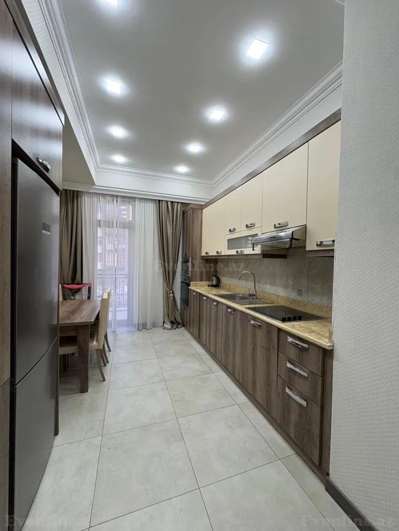 Kirayə verilir 4 otaqlı Mənzil Yeni tikili 170 m² Xətai r. - şəkil 11