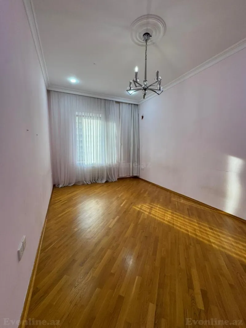 Satılır 4 otaqlı Mənzil Yeni tikili 160 m² Nizami m. - şəkil 15