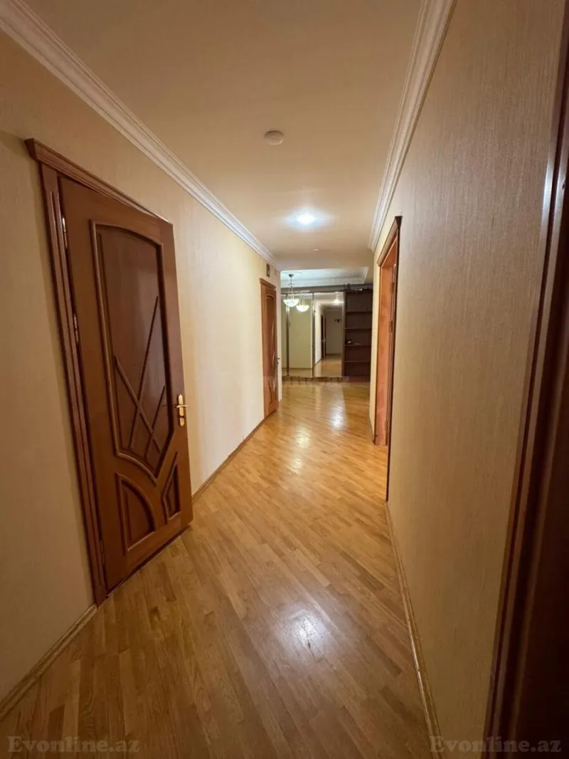 Satılır 4 otaqlı Mənzil Yeni tikili 160 m² Nizami m. - şəkil 19