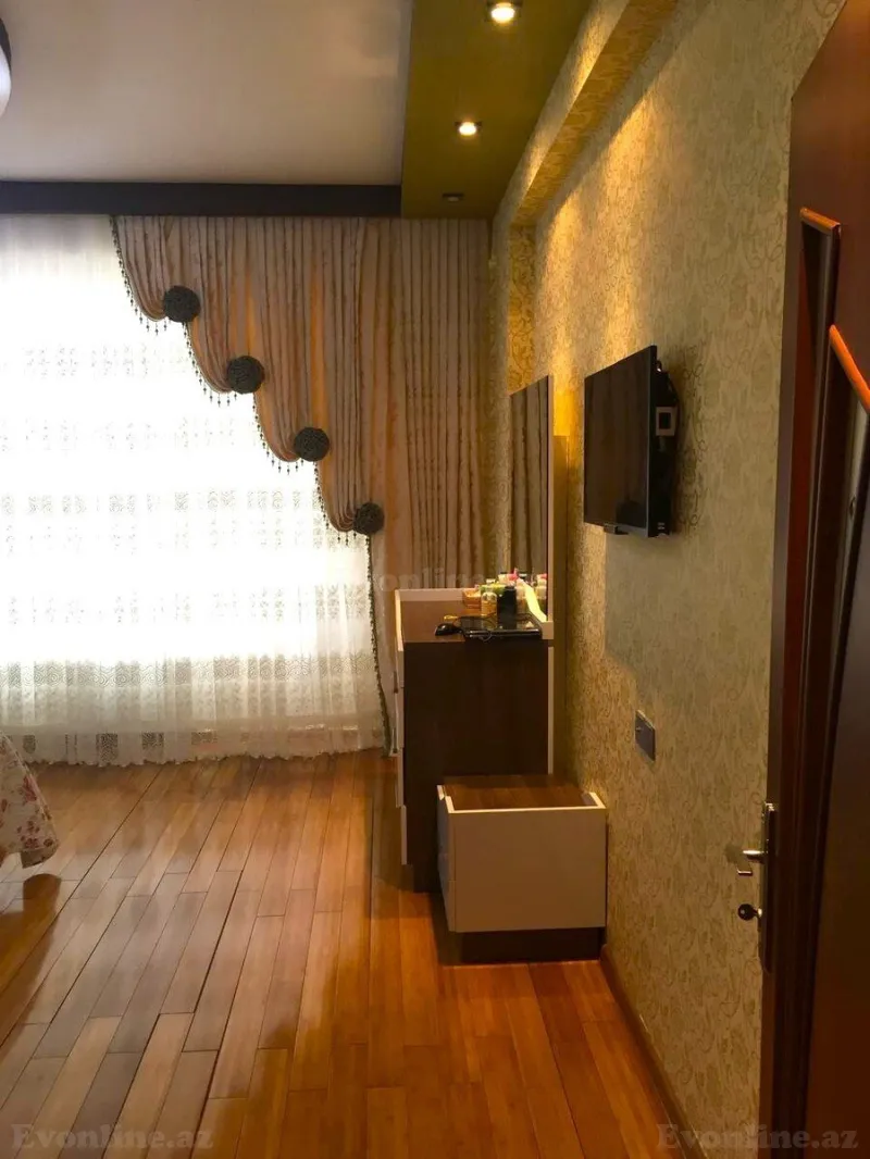 Satılır 2 otaqlı Mənzil Yeni tikili 109 m² Neftçilər m. - şəkil 2