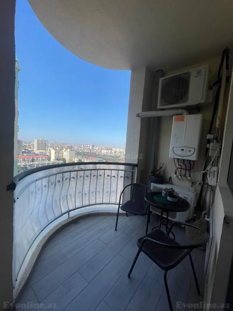 Satılır 4 otaqlı Mənzil Yeni tikili 136 m² Neftçilər m. - şəkil 17