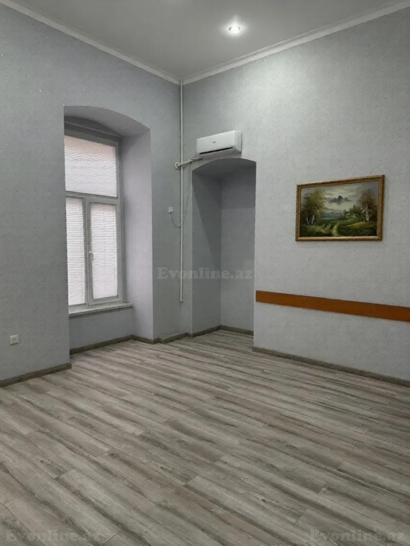 2 otaqlı Ofis 75 m² İçərişəhər m. Kirayə verilir