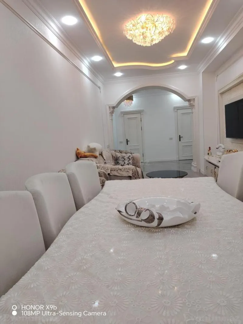 Kirayə verilir 2 otaqlı Mənzil Yeni tikili 118 m² İnşaatçılar m. - şəkil 23