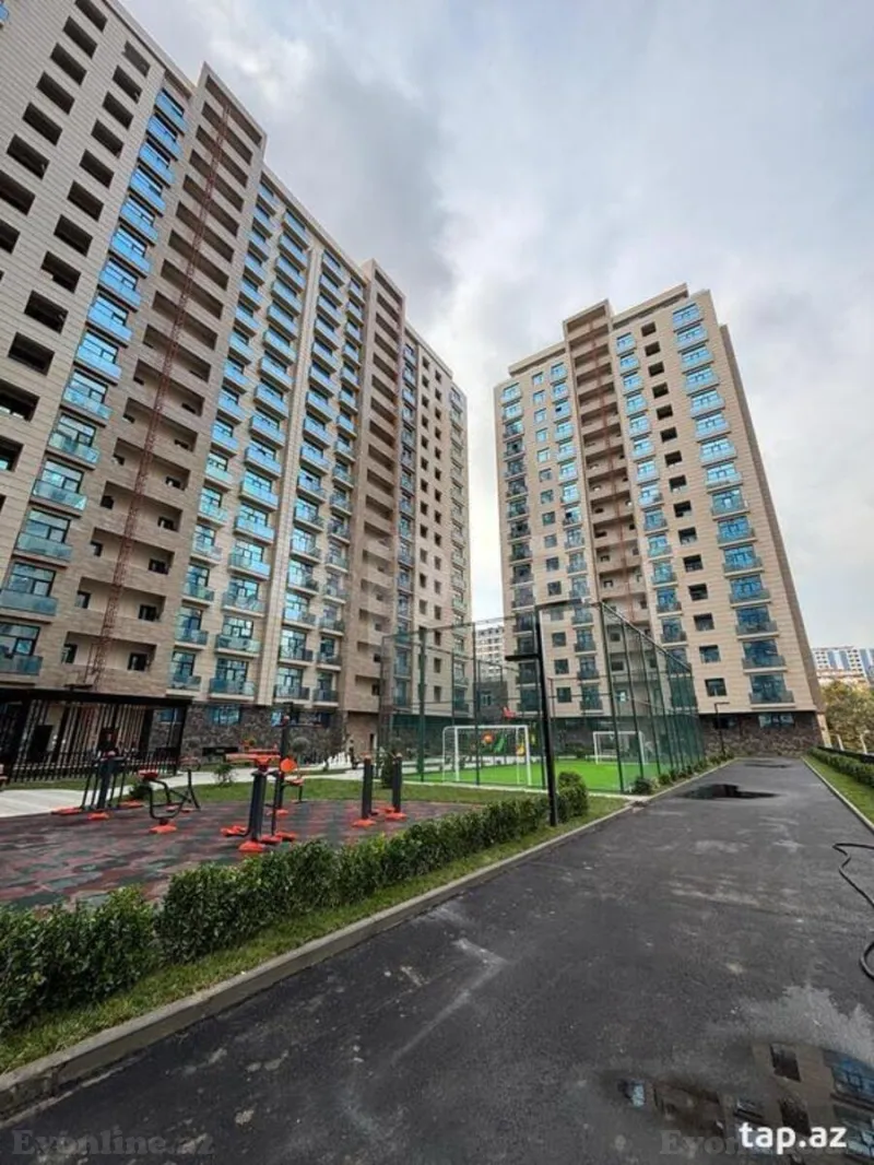 Satılır 4 otaqlı Mənzil Yeni tikili 149 m² 28 May m. - şəkil 2