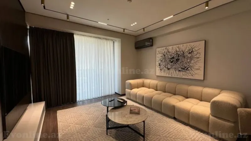 3 otaqlı Mənzil 120 m² Xətai m. Kirayə verilir