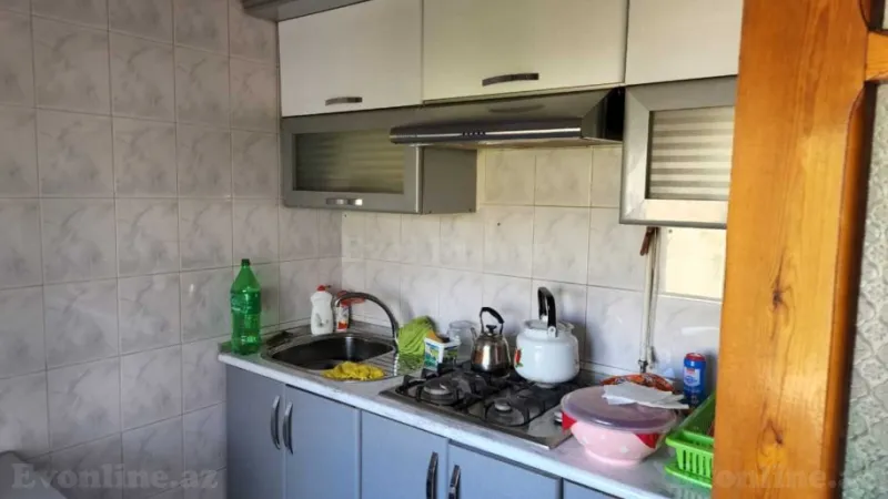 Kirayə verilir 2 otaqlı Mənzil Köhnə tikili 50 m² Neftçilər m. - şəkil 6