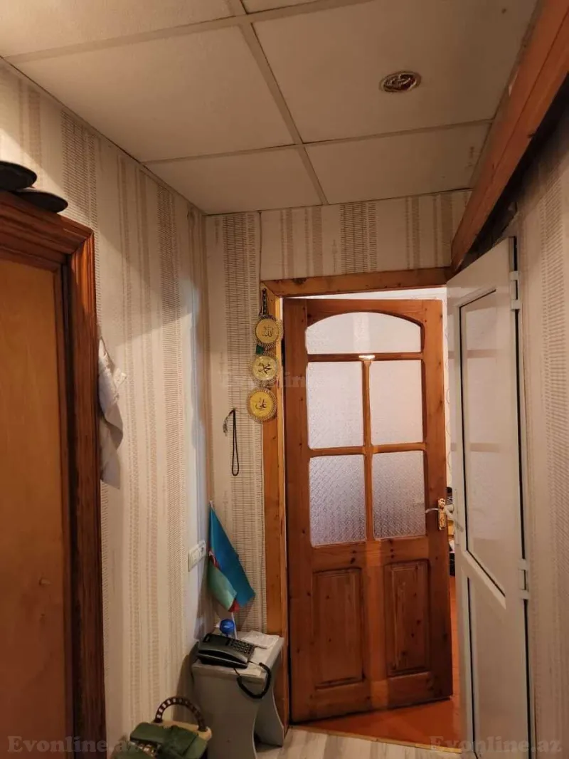 Kirayə verilir 2 otaqlı Mənzil Köhnə tikili 50 m² Neftçilər m. - şəkil 8