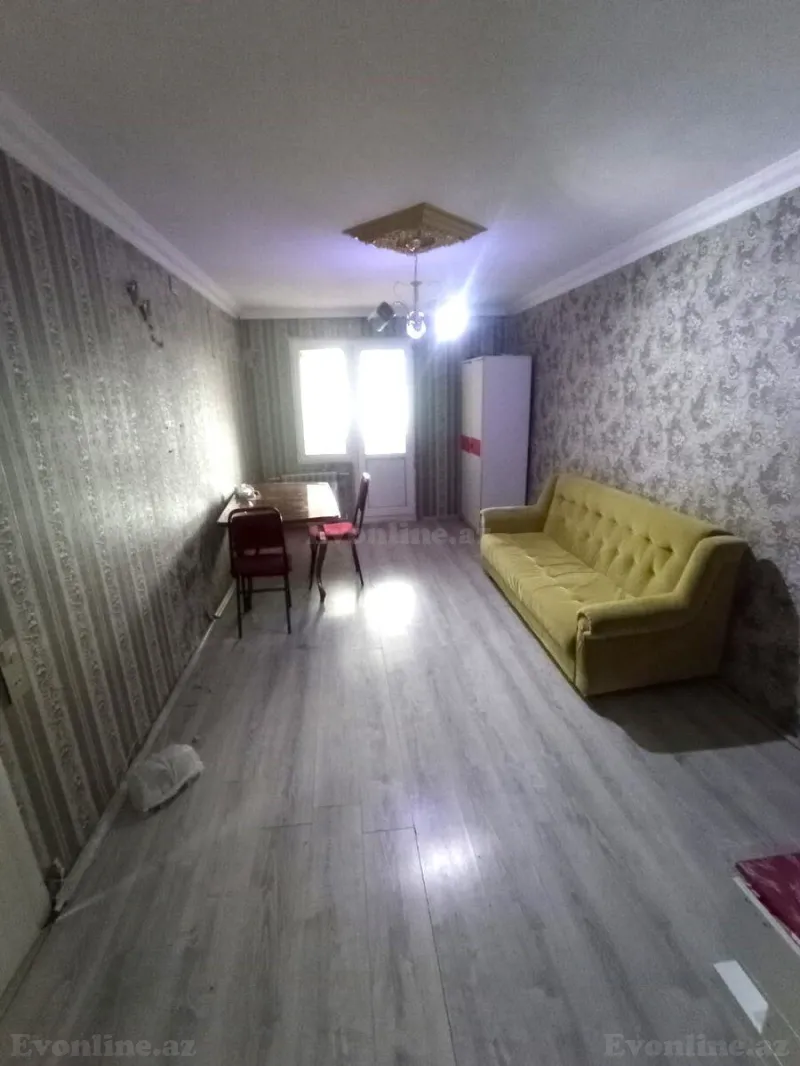 2 otaqlı Mənzil 50 m² Neftçilər m. Satılır