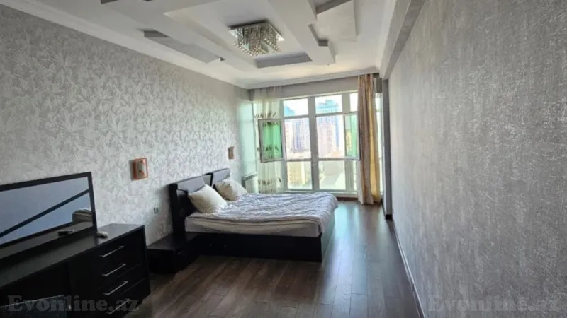 Kirayə verilir 4 otaqlı Mənzil Yeni tikili 180 m² Xətai m. - şəkil 8