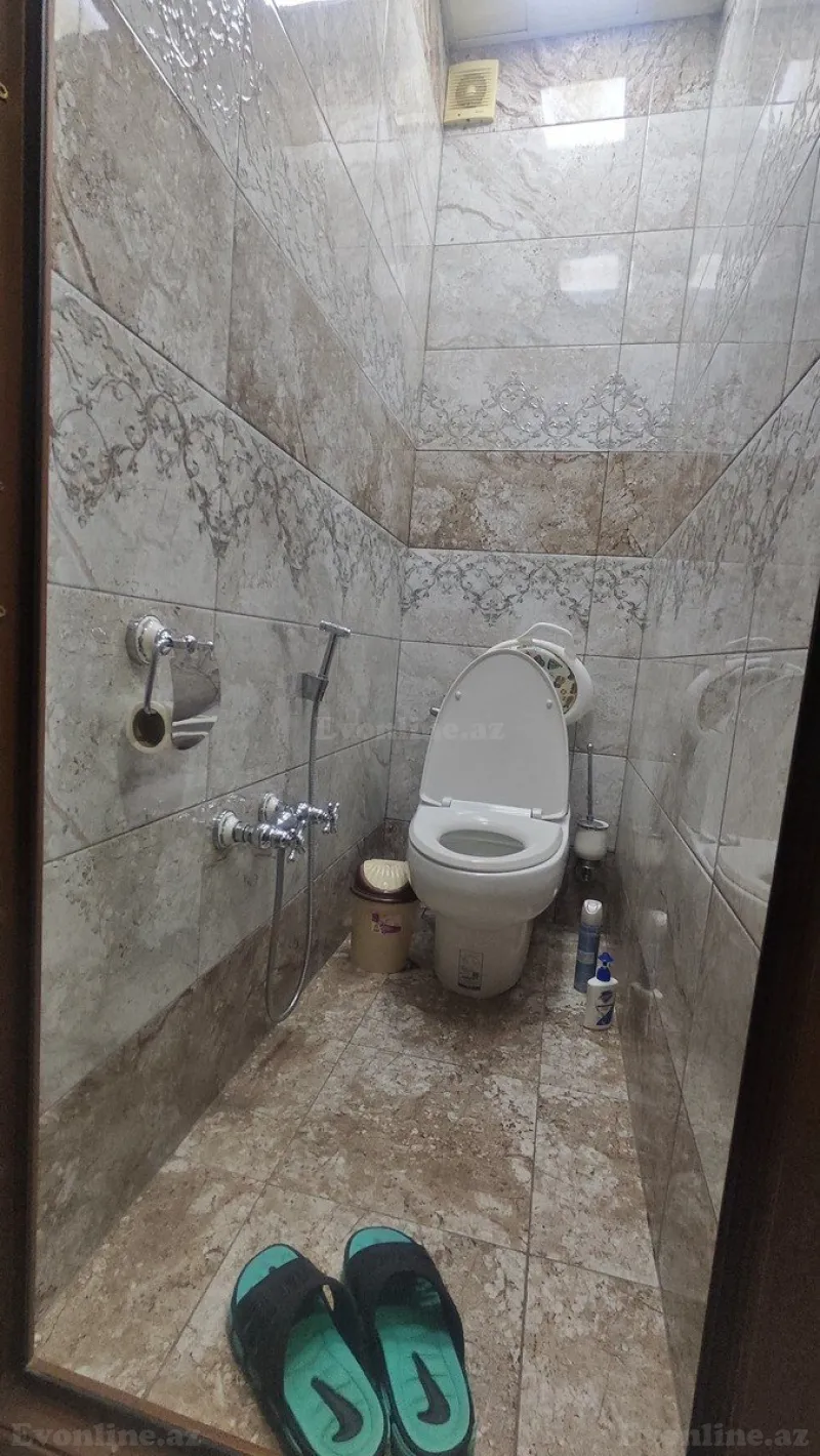 Satılır 4 otaqlı Mənzil Köhnə tikili 130 m² Binəqədi r. - şəkil 21