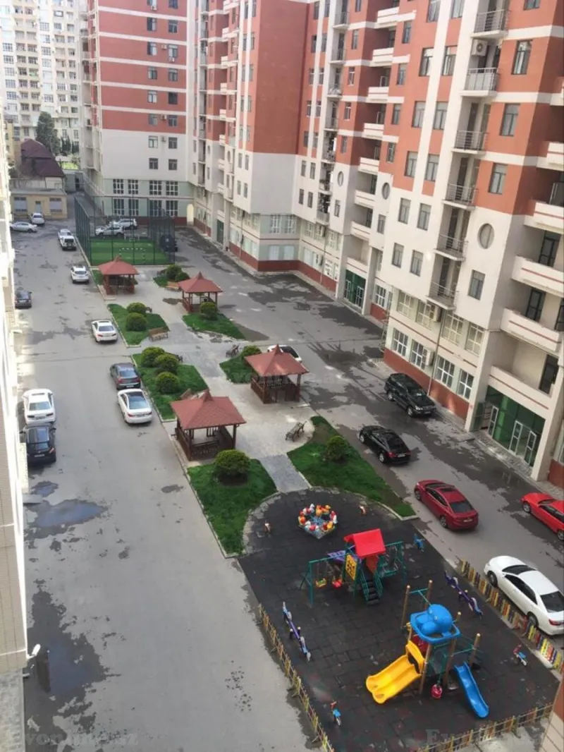 Satılır 3 otaqlı Mənzil Yeni tikili 105 m² 8 Noyabr m. - şəkil 7
