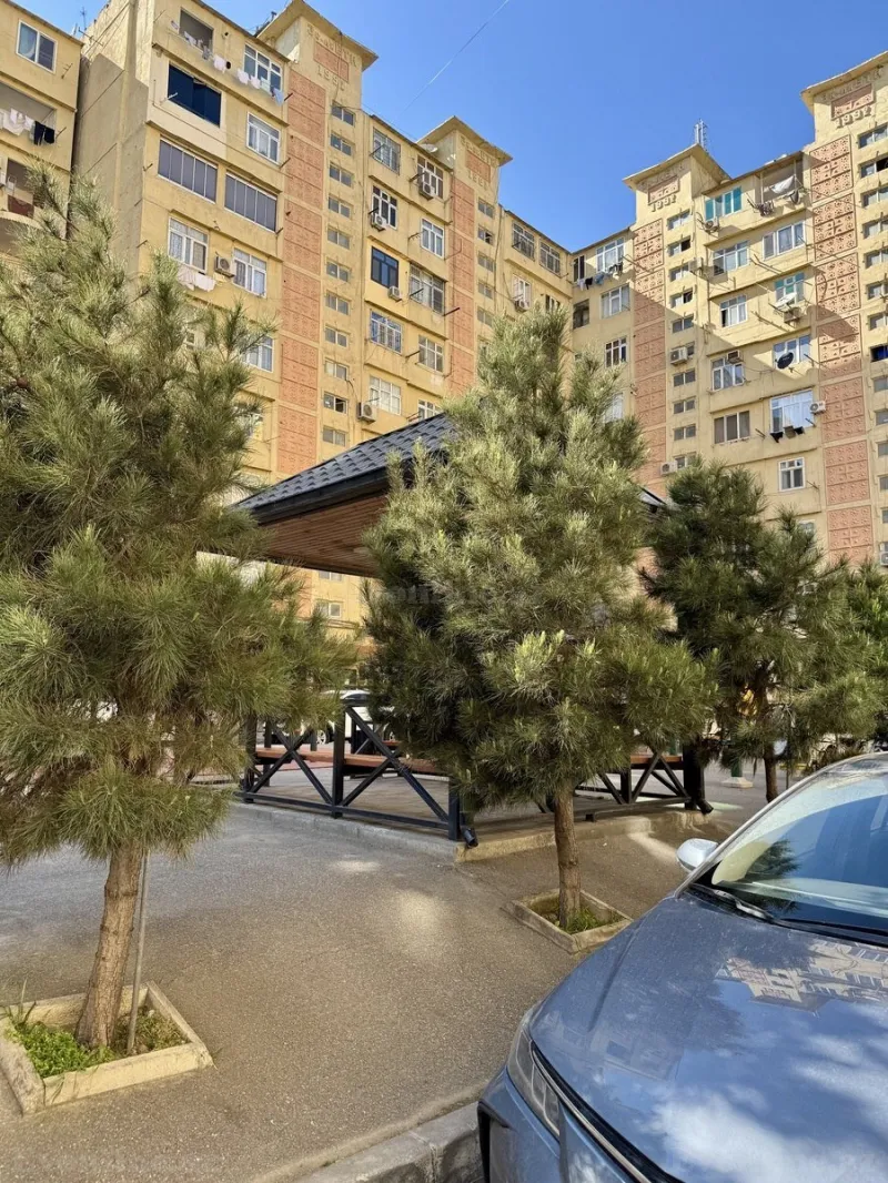 Satılır 2 otaqlı Mənzil Köhnə tikili 65 m² Yeni Yasamal - şəkil 3