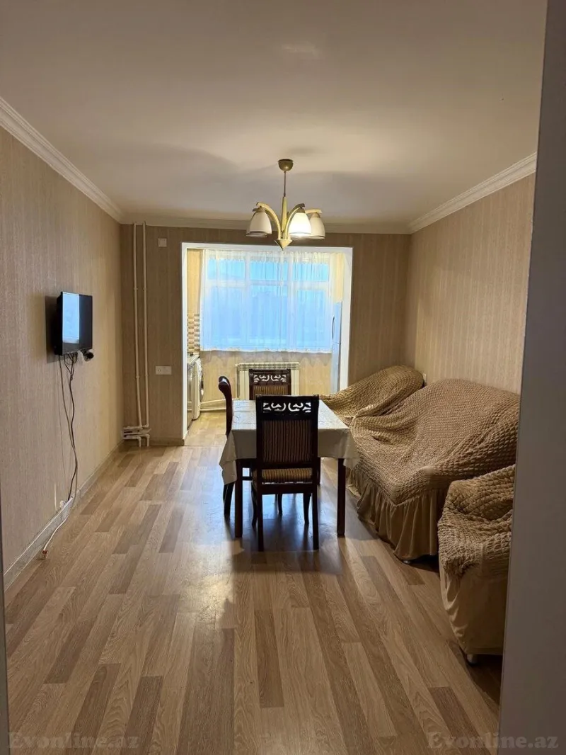 3 otaqlı Mənzil 55 m² Avtovağzal m. Satılır