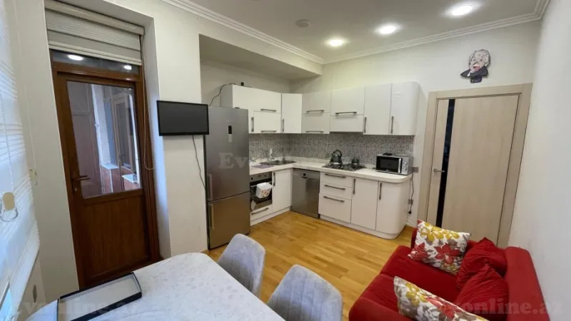 Kirayə verilir 3 otaqlı Mənzil Yeni tikili 130 m² Xətai m. - şəkil 5