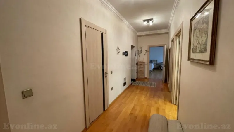 Kirayə verilir 3 otaqlı Mənzil Yeni tikili 130 m² Xətai m. - şəkil 11