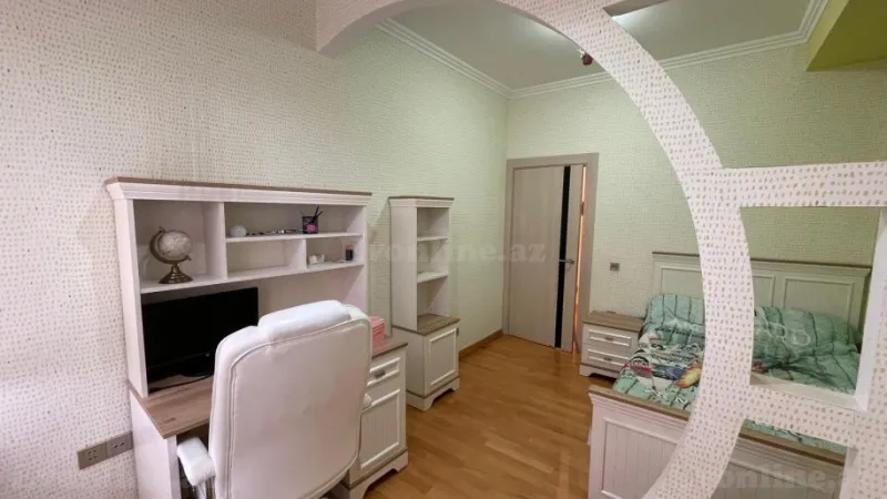 Kirayə verilir 3 otaqlı Mənzil Yeni tikili 130 m² Xətai m. - şəkil 13