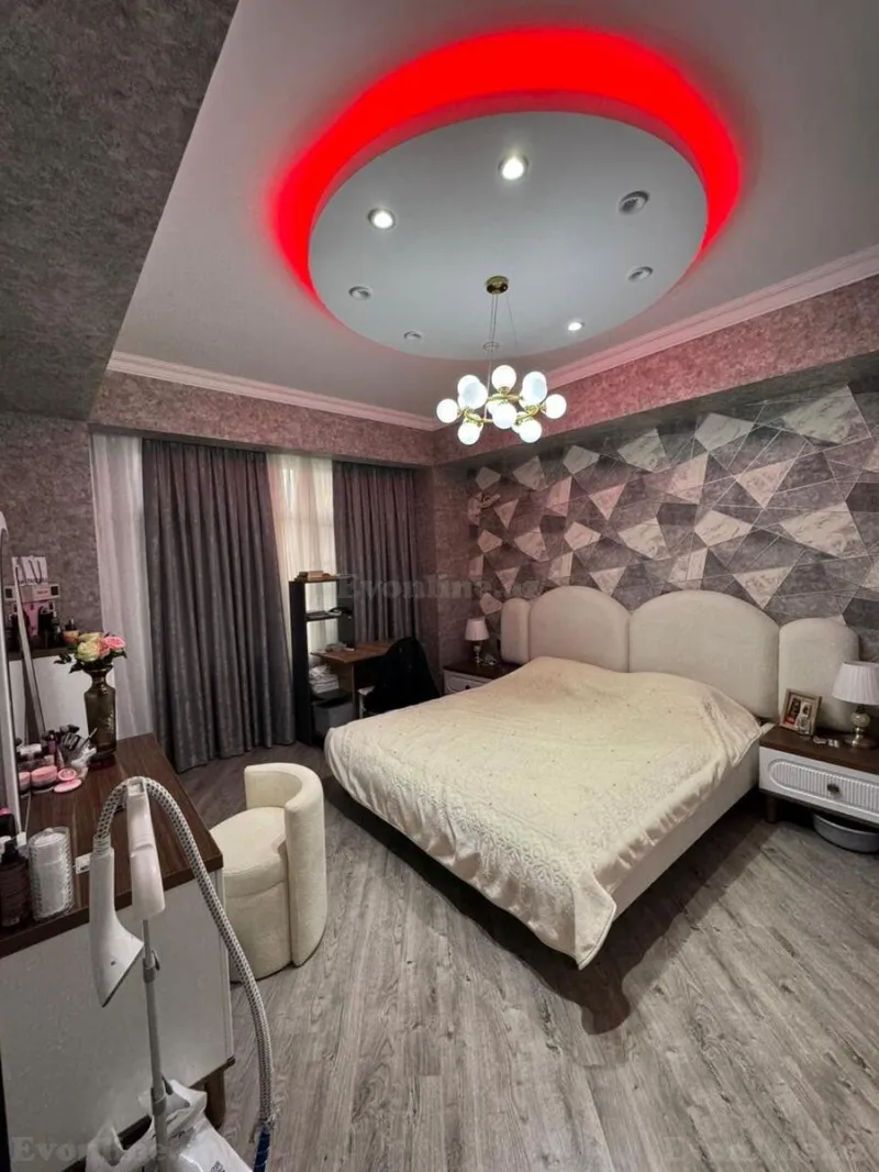 Satılır 3 otaqlı Mənzil Yeni tikili 105 m² İçərişəhər m. - şəkil 9