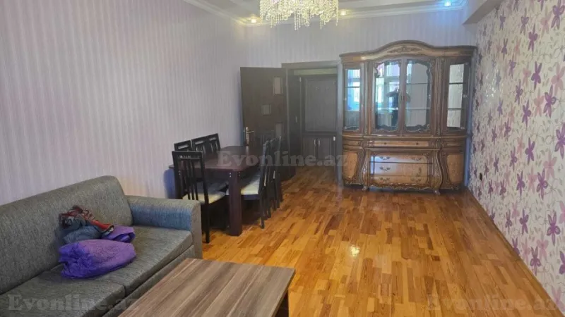 3 otaqlı Mənzil 81 m² Əhmədli m. Kirayə verilir