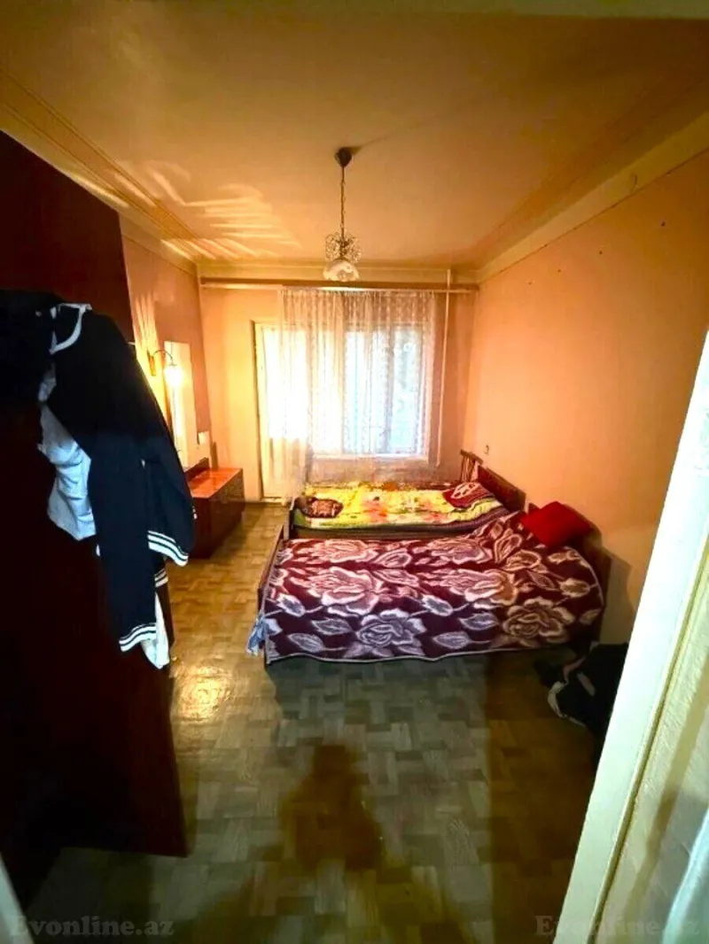 Satılır 4 otaqlı Mənzil Köhnə tikili 110 m² Həzi Aslanov m. - şəkil 4