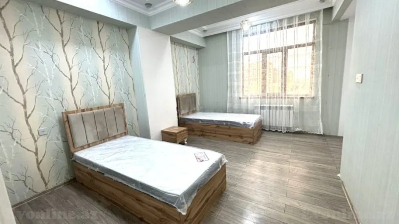 Kirayə verilir 3 otaqlı Mənzil Yeni tikili 130 m² Memar Əcəmi m. - şəkil 10