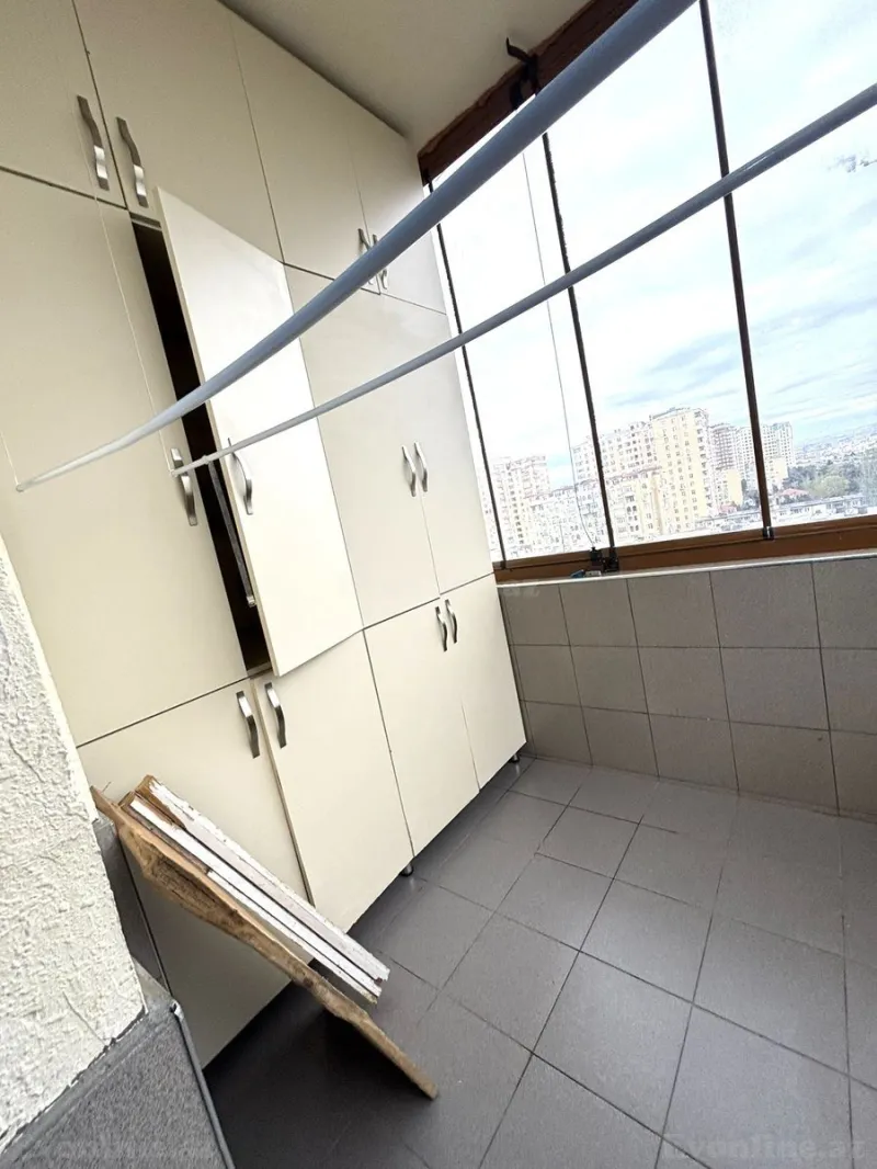 Kirayə verilir 3 otaqlı Mənzil Yeni tikili 130 m² Memar Əcəmi m. - şəkil 11