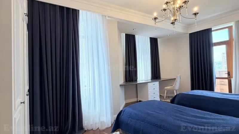 Satılır 4 otaqlı Mənzil Yeni tikili 188 m² 28 May m. - şəkil 13