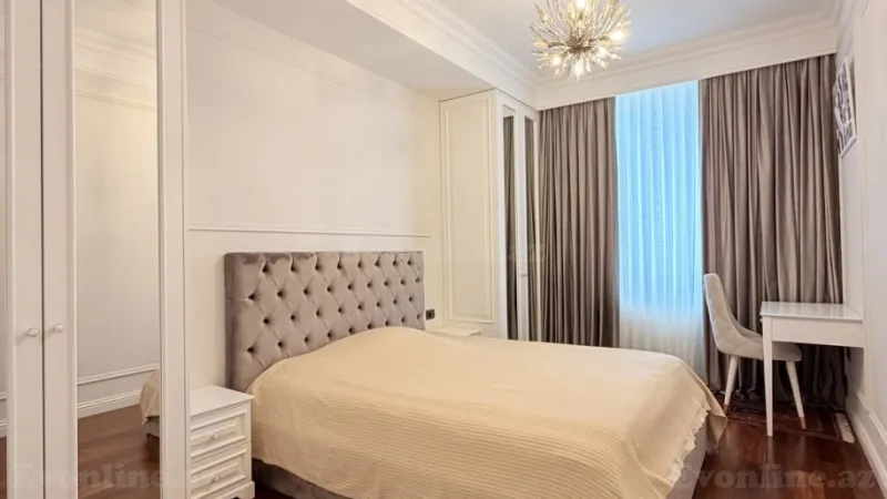 Satılır 4 otaqlı Mənzil Yeni tikili 188 m² 28 May m. - şəkil 14