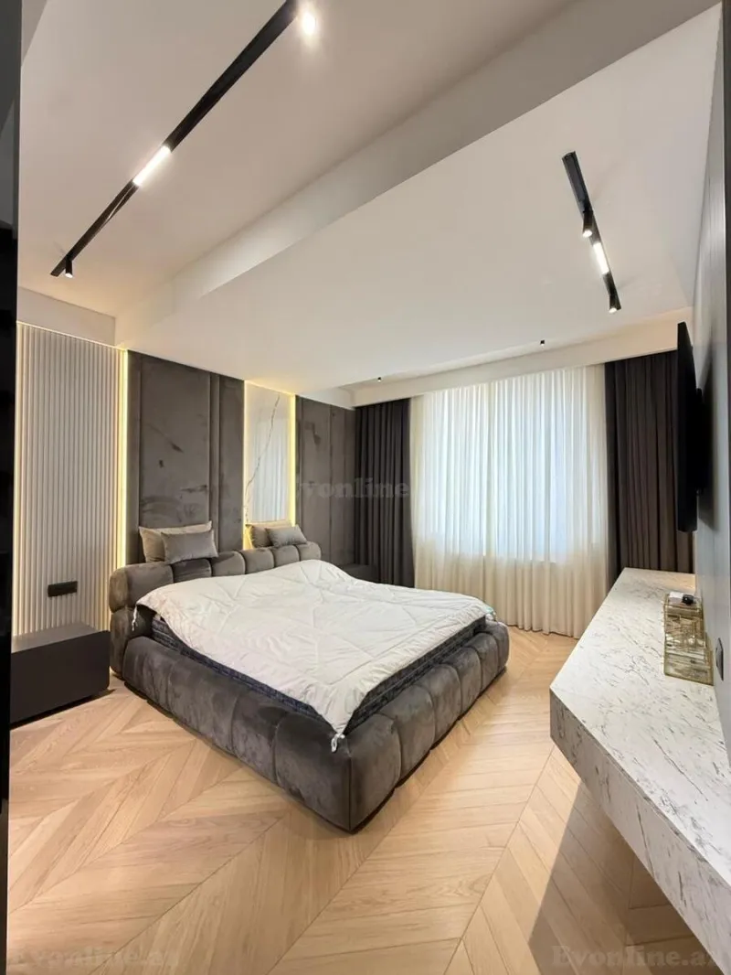 Satılır 3 otaqlı Mənzil Yeni tikili 136 m² Nərimanov r. - şəkil 5