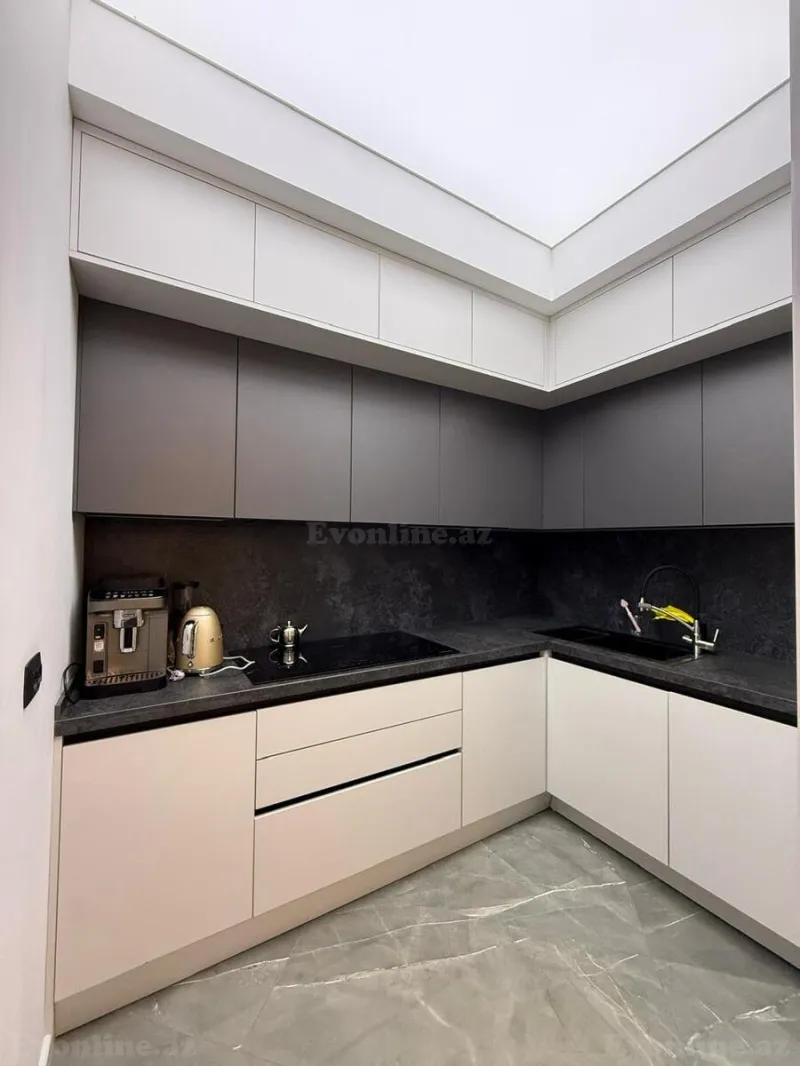 Satılır 3 otaqlı Mənzil Yeni tikili 136 m² Nərimanov r. - şəkil 9