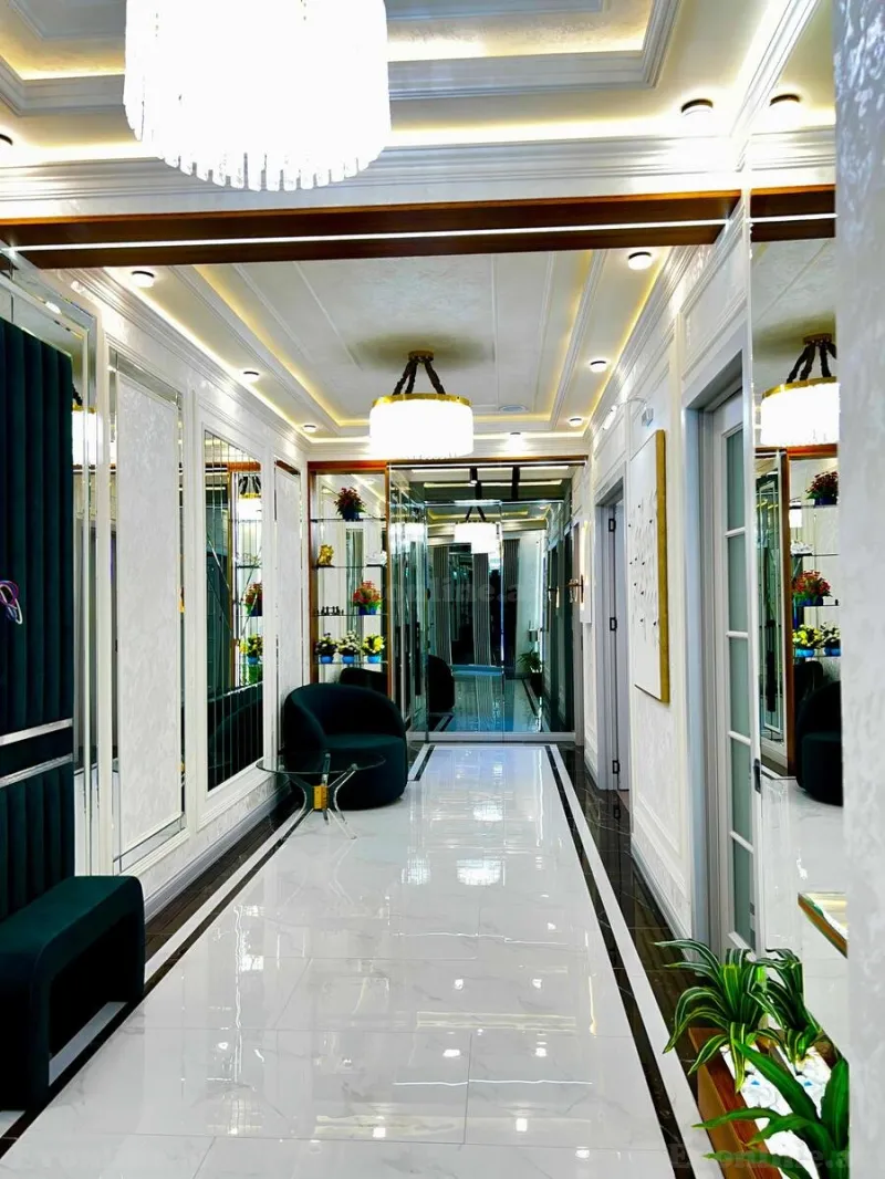 Satılır 3 otaqlı Mənzil Yeni tikili 155 m² 28 May m. - şəkil 4