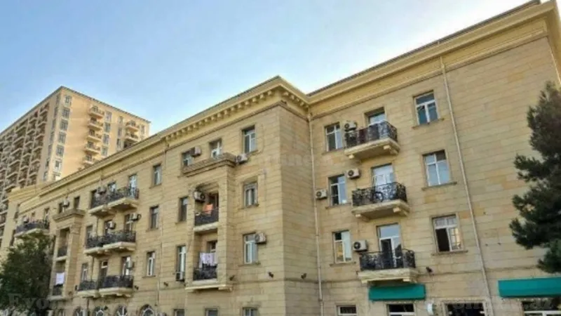 3 otaqlı Mənzil 90 m² Həzi Aslanov m. Satılır